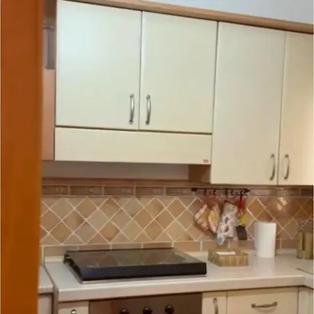 Borgo San Basilio Ulivi 1 فندق مارينا دي بيستيتشي